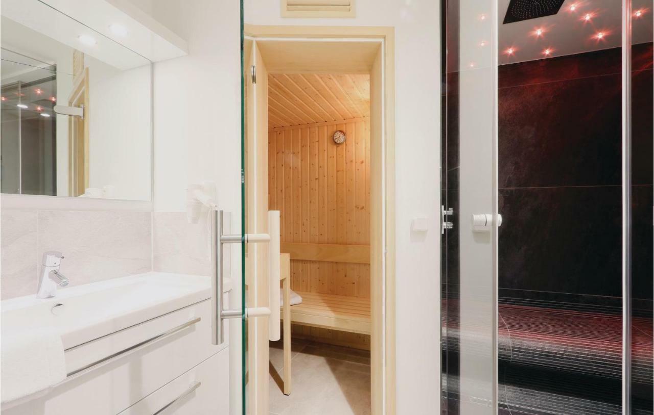 Cozy Apartment In Luebeck Travemuende With Sauna Zewnętrze zdjęcie